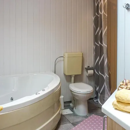 펜션 Beautiful Home In Rechlin With Sauna